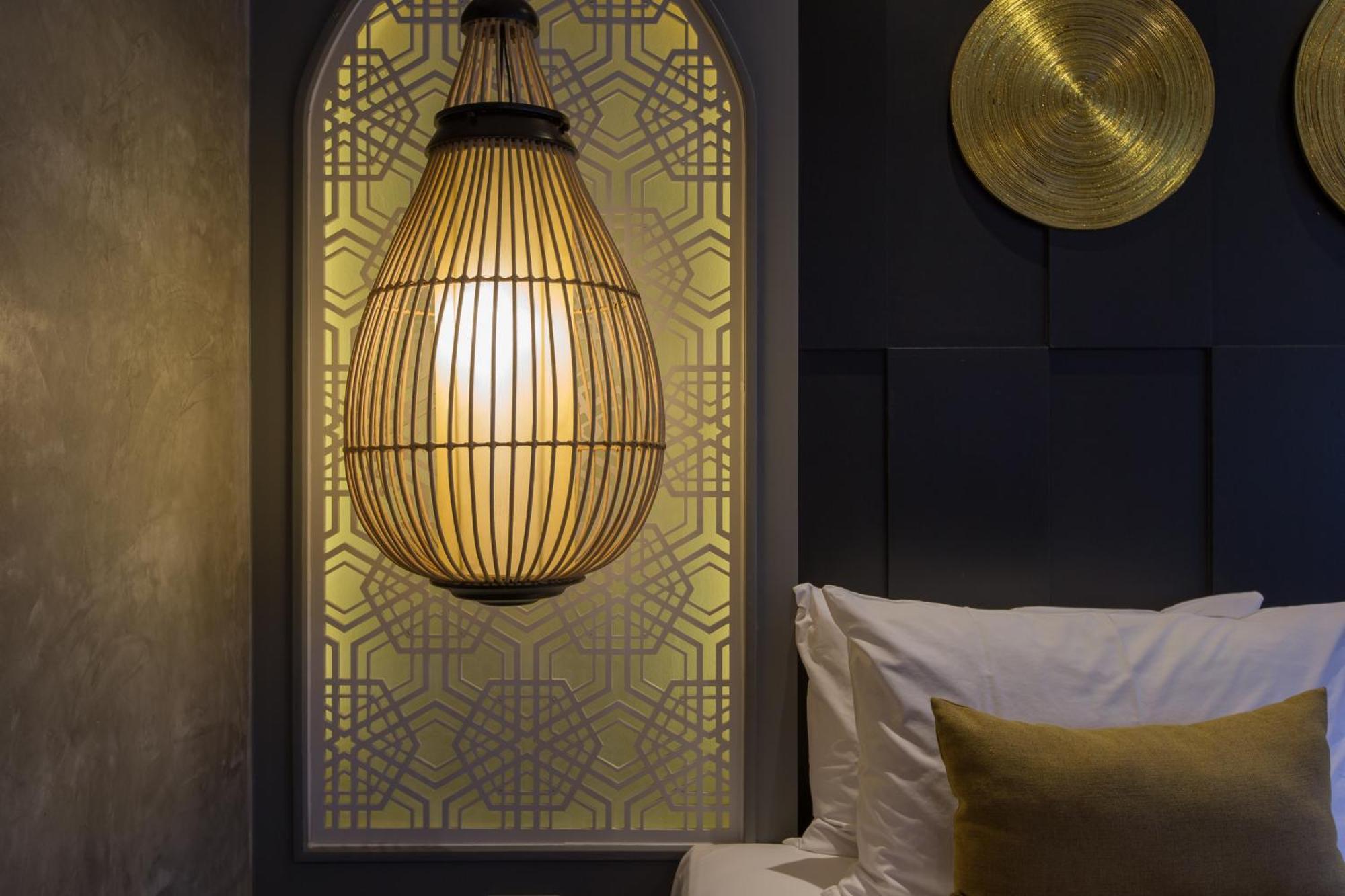 Отель Signature Boutique 3*